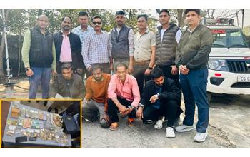 सेंधमारी का सीसीटीवी फुटेज वायरल होने के बाद ब्लैकमेलिंग का खेल फिर शुरू हो गया। पुलिस ने गैंग के चार आरोपियों को गिरफ्तार कर लिया