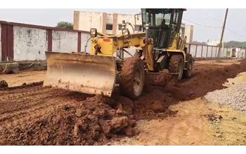 आरंग-घूमराभाठा सड़क की गुणवत्ता पर उठे सवाल, करोड़ों के काम में धूल झोंकने का आरोप