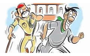 पेशी के दौरान कोर्ट परिसर से फरार हुए दो आरोपी, हत्या के प्रयास समेत कई मामलों में चल रहा था ट्रायल…