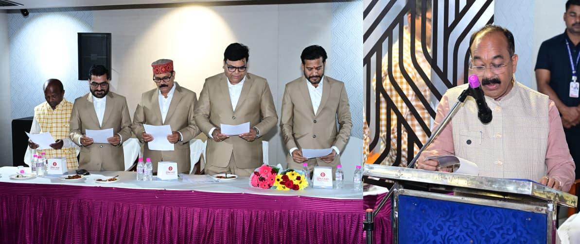 प्रेस क्लब का समारोह.. डिप्टी सीएम साव ने टीम अजित मिश्रा को दिलाई शपथ.