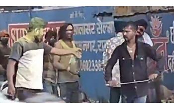 होली के दौरान तलवार लहराकर दहशत फैलाने वाले बदमाशों को पुलिस ने दबोचा, तीन आरोपी गिरफ्तार