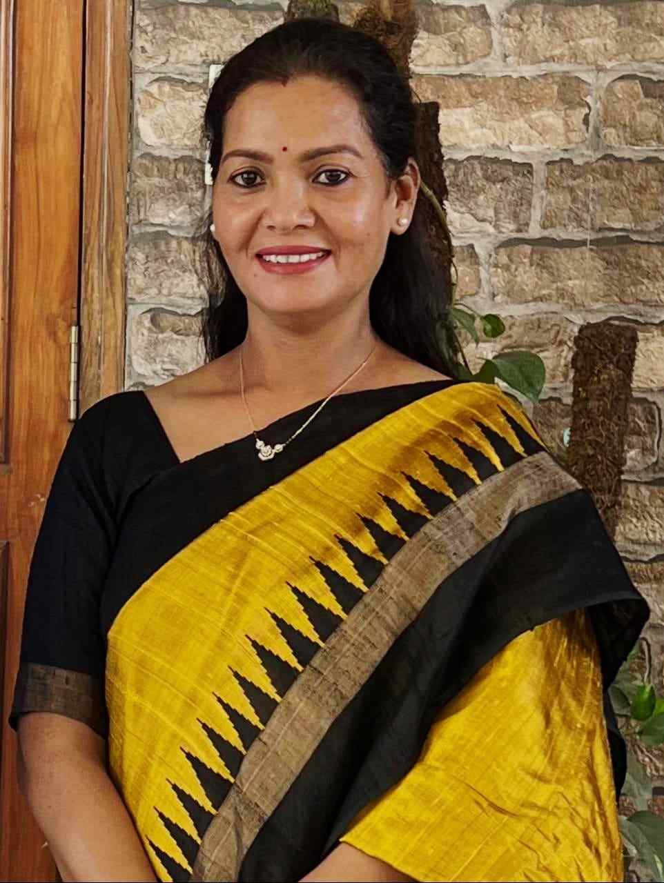 शाबाश: महिलाओं में बढ़ते अपराध पर शोध करने वाली Dsp 'रोशनी वासनिक' को पीएचडी की उपाधि.