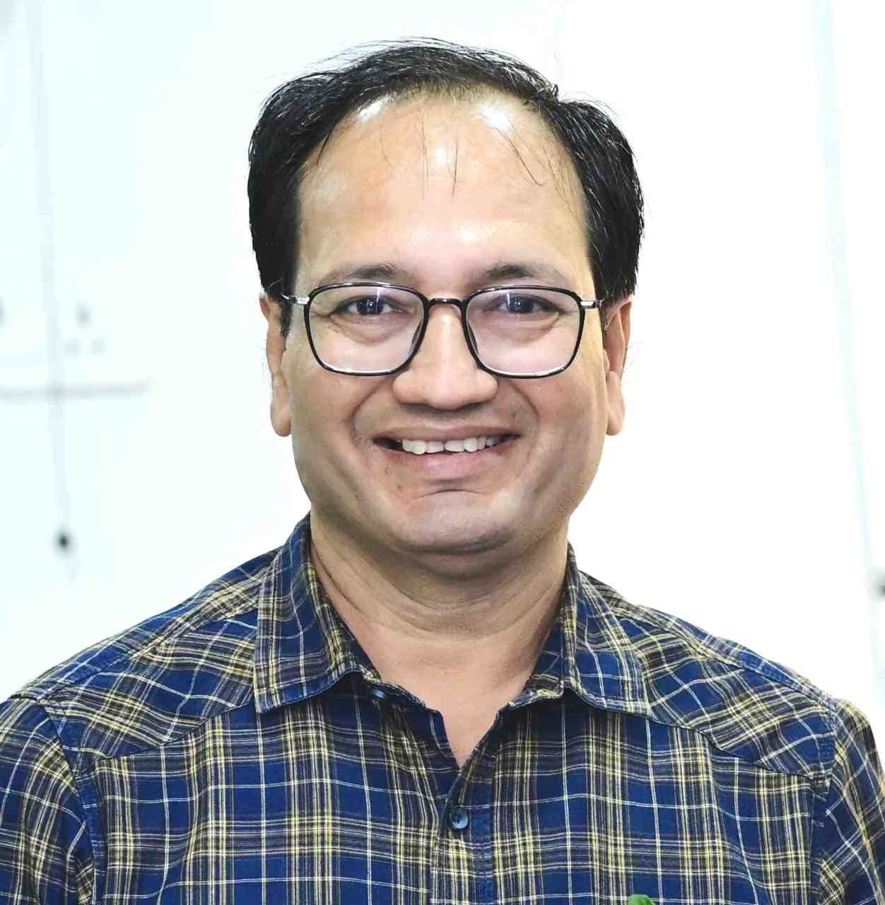 साइंस कॉलेज रोड की चौड़ाई पर कलेक्टर संजय अग्रवाल सख्त कहा मास्टर प्लान के मुताबिक ही हटेगा कब्जा.