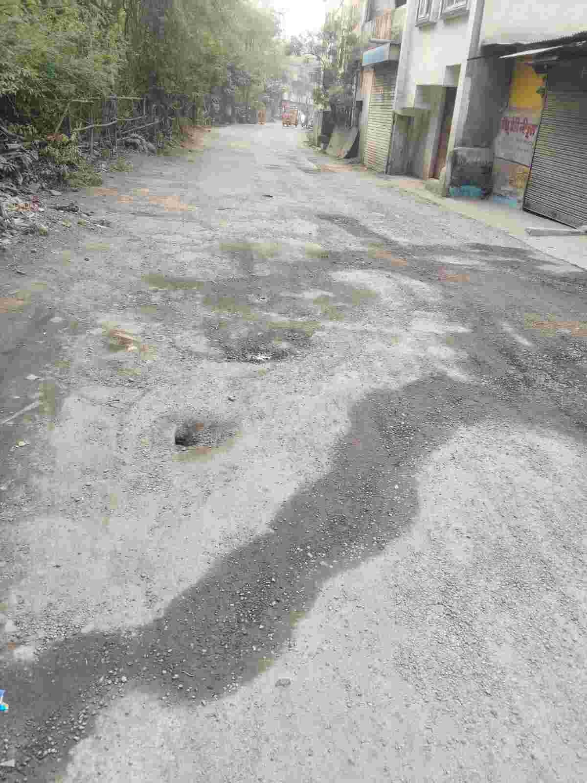 फराज खान की मांग: लाला लाजपत राय नगर की जर्जर सड़कों से त्रस्त जनता, जल्द हो डामरीकरण नहीं तो आंदोलन की चेतावनी.